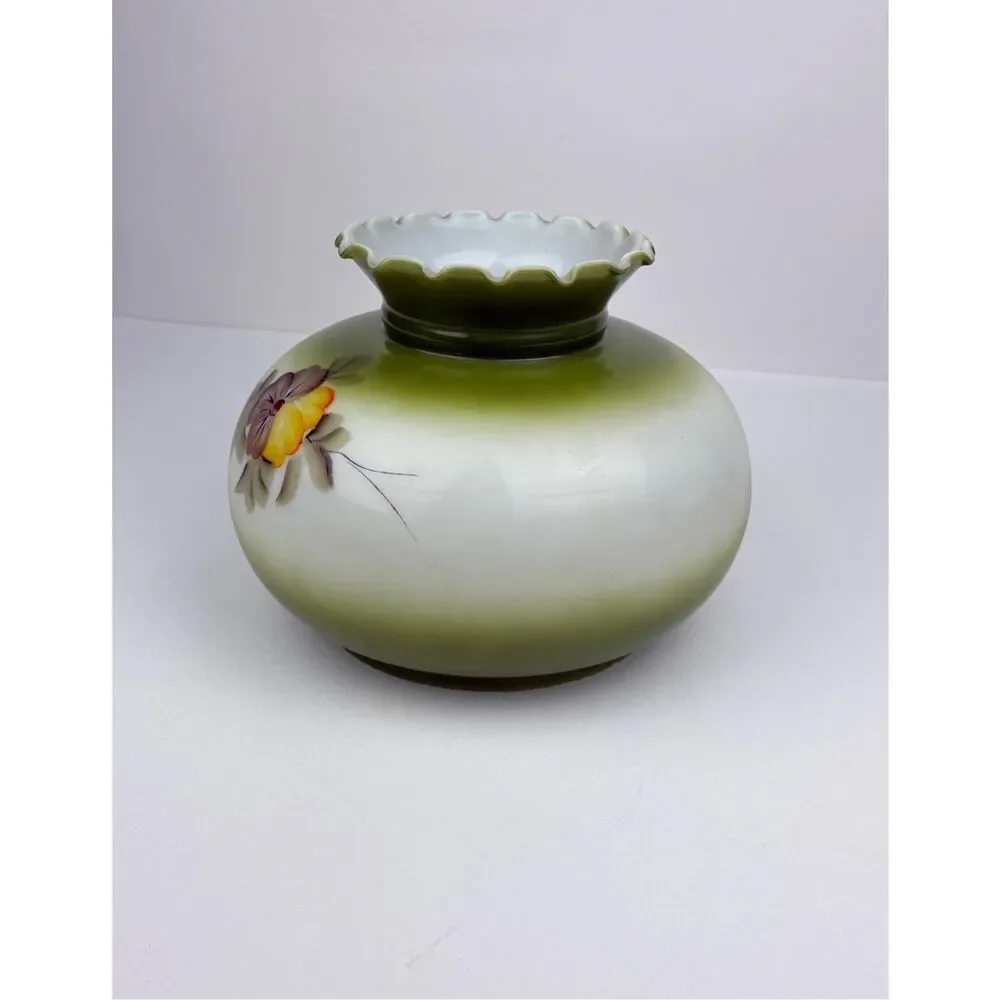 Vtg GWTW Glass Lamp Shade Hand Painted Green Floral Ruffled Top, 7